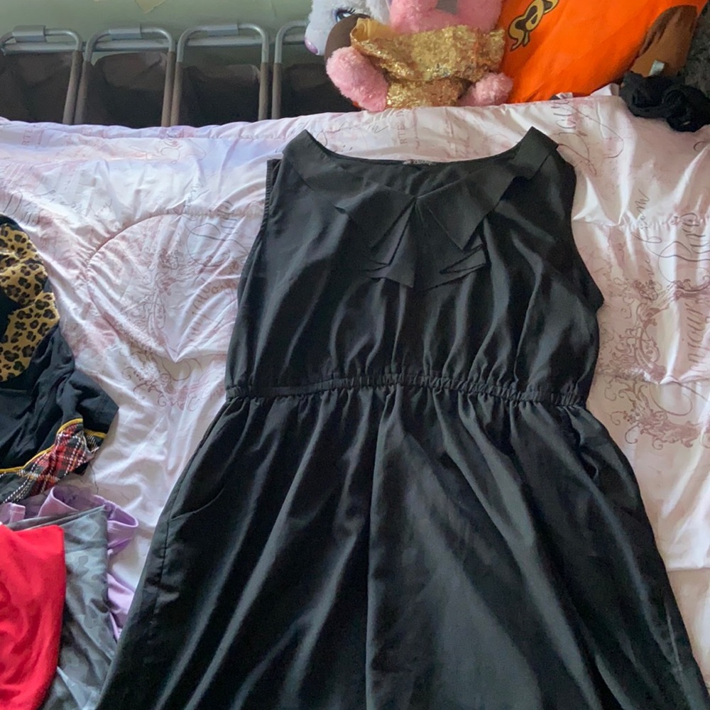 Black dress with pockets